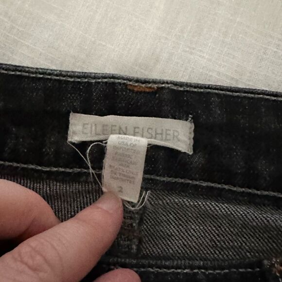 Eileen Fisher Women’s 2 Organic Cotton Blend Dark Jeans - Picture 6 of 8